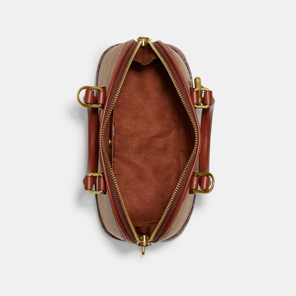 Coach Revel Bag in Signature Canvas - Picture 4 of 8